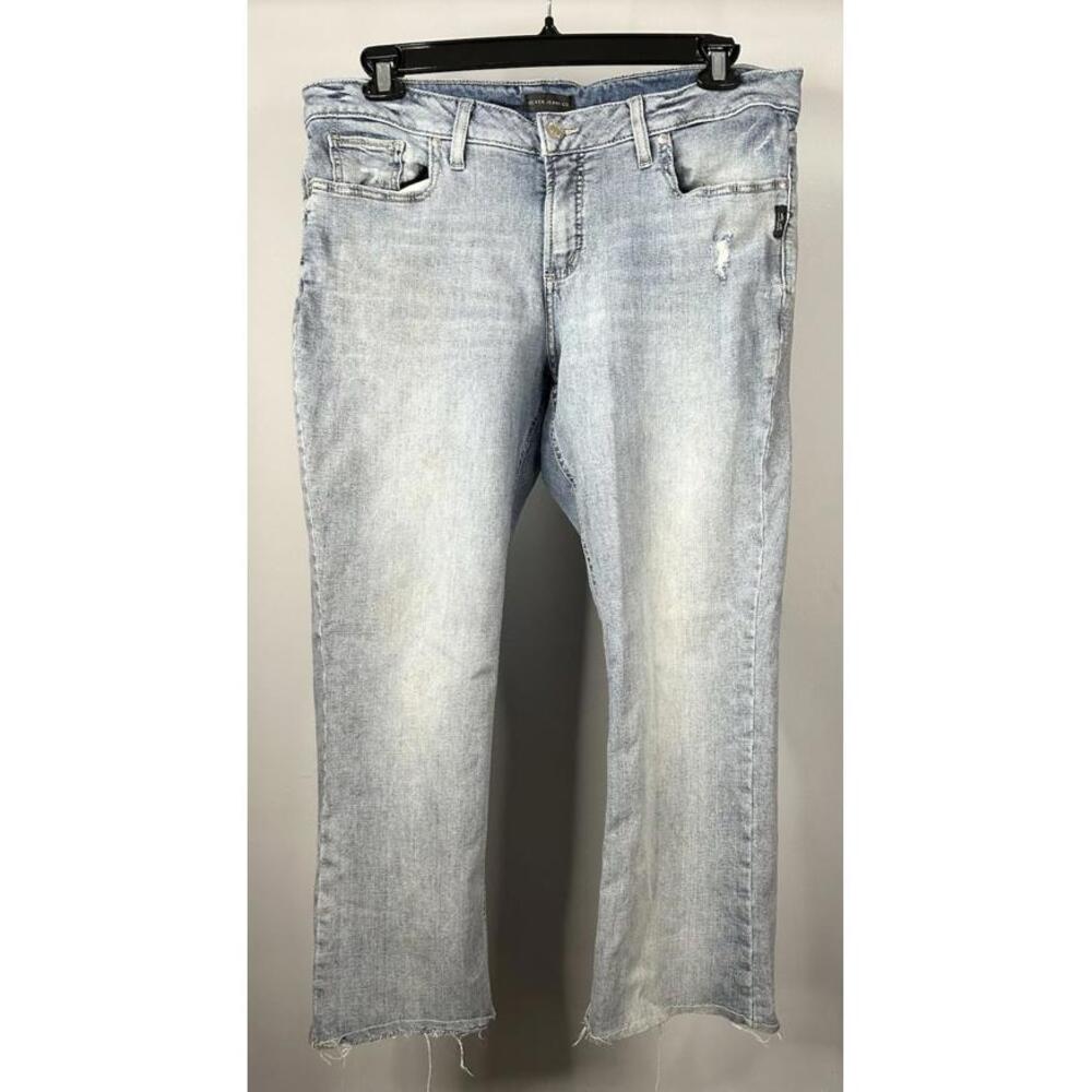 Silver Jeans Elyse Slim Boot Jeans Women’s Size 34x28 (Please Read)